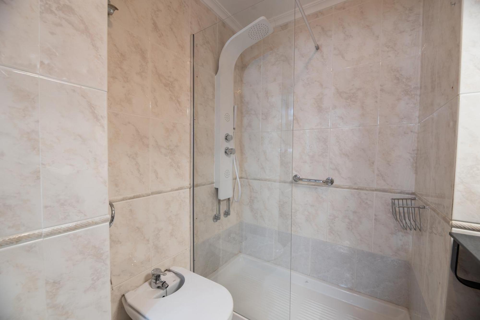 Apartamento Acogedor Centrico Monforte De Lemos Exterior foto